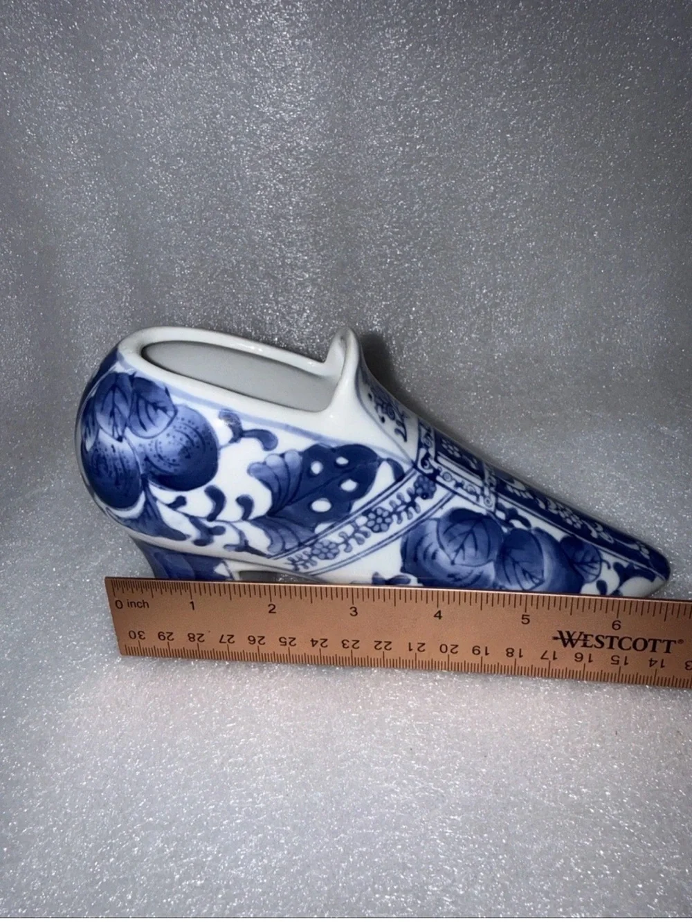 Vintage Blue & White Delft Style Porcelain Shoe Vase/ Figurine 7.5”x4”